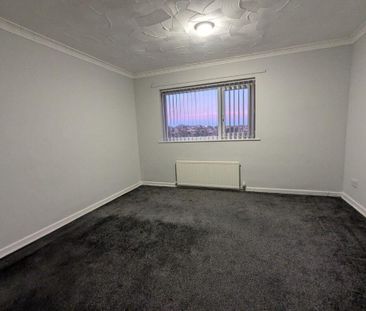 2 bedroom semi-detached house to rent - Photo 6