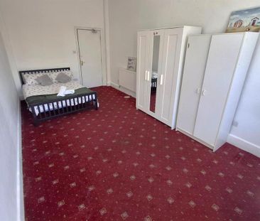 7 bedroom house share to rent - Photo 5