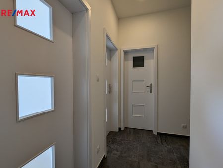 Pronájem bytu 2+1 v osobním vlastnictví 72 m², Praha 10 - Vršovice - Fotografie 4