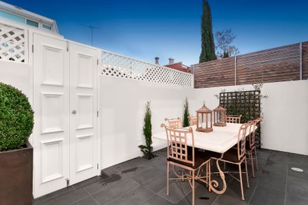 85 Cobden Street, South Melbourne - Photo 2