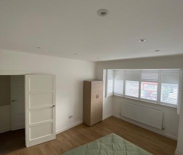 Room in a Shared House, Spacious Double Room In Streatham, SW16 - Photo 2