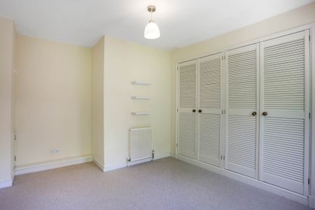 Price £8,450 pcm - Available Now - Unfurnished - Photo 5