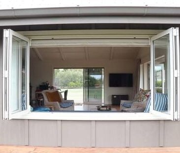 Fully furnished, tennis cottage in the vines - Photo 6