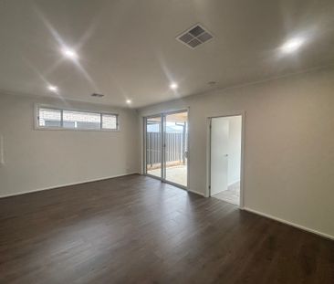 Modern Comfort and Convenience in Andrews Farm! - Photo 1