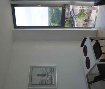 1 Bed Penthouse, The Crescent, M5 - Photo 4