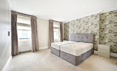 4 bedroom apartment to rent - Photo 3