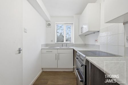 1 bedroom flat to rent - Photo 5