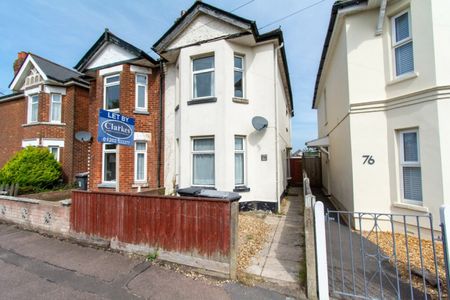 4 Double Bed Student house on Brassey Road - SEE VIDEO TOUR - Photo 3