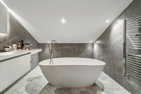 Lycett Place, Shepherds Bush, W12 - Photo 5