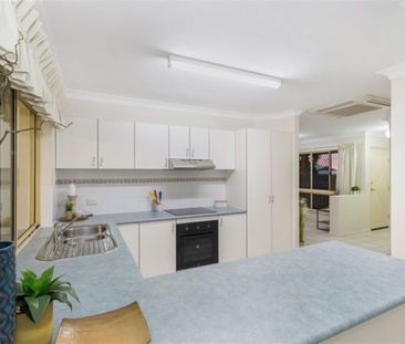 56 Estuary Parade, Douglas QLD 4814 - House For Rent | Domain - Photo 5