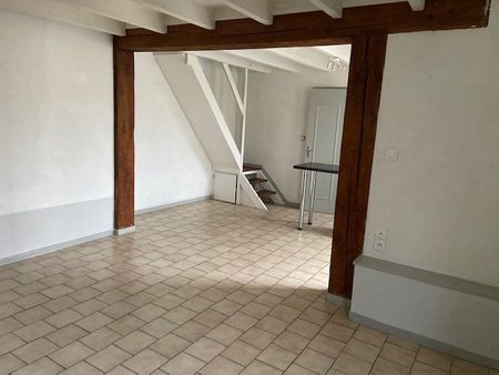 Location Maison 2 pièces 68m² ANGOULEME 16000 - Photo 5