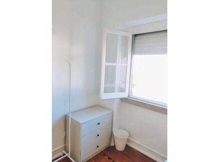 Praça Movimento das Forças Armadas, Almada, Setúbal Municipality 2800-171 - Photo 2