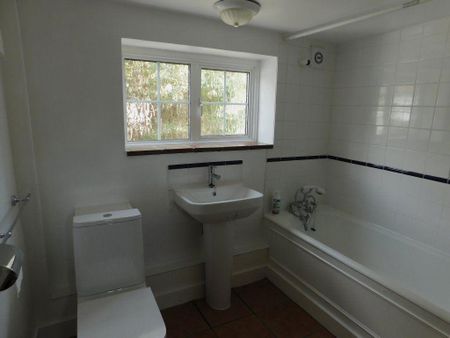 2 bedroom cottage to rent - Photo 3