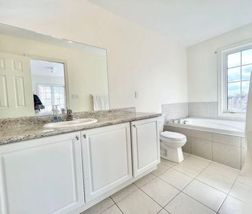 For Lease - 35 Clarinet Lane, Whitchurch-Stouffville, Ontario - Photo 6