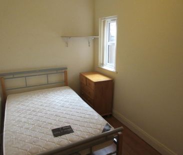 Great Apartment, 4b Magdala Street, Botanic Area~ Behind Queens, Be... - Photo 4