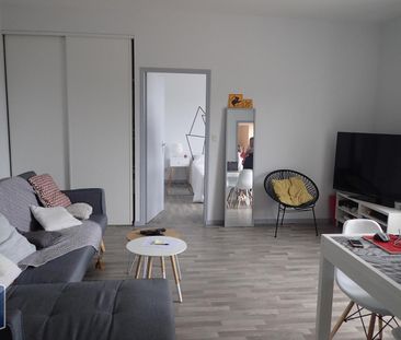 Location Appartement 2 pièces 46m² ANGERS 49100 - Photo 2