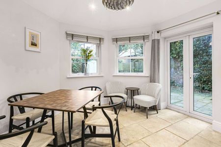 Bolingbroke Grove, London, SW11 1DB - Photo 4