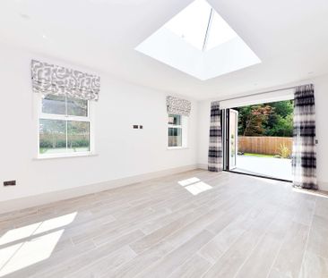 £6,000 - To Let - Photo 1