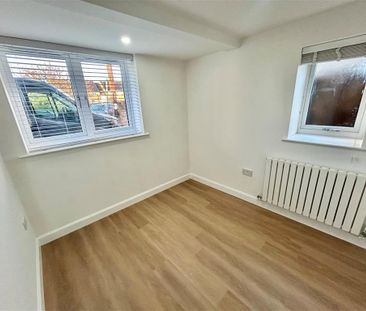 Allen Street, Hucknall, NOTTINGHAM - Photo 2