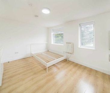 Greenlands Lane, NW4, London - Photo 4