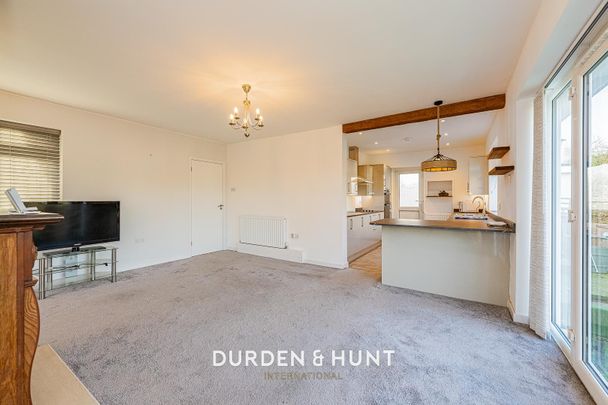 The Spinneys, Ongar - Photo 1