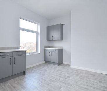 Jacobs Well Lane, Wakefield - Photo 1