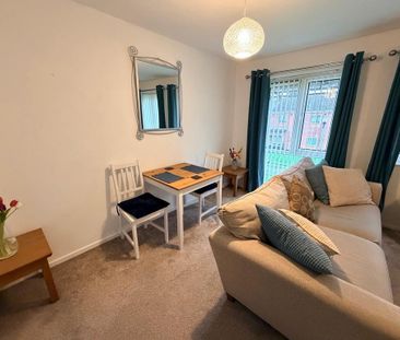 2 bedroom maisonette to rent - Photo 1