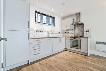 2 bedroom apartment to rent - Photo 5