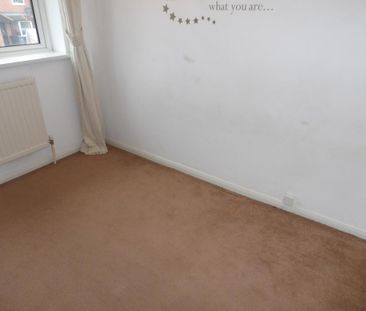 2 bedroom house to rent - Photo 1