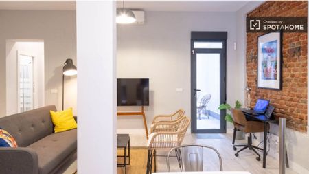 3 room luxury Flat for rent in Madrid, Spain - Photo 3