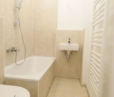 ** Modernisierte Wohnung mit großer Wohnküche in zentraler Lage von... - Photo 6