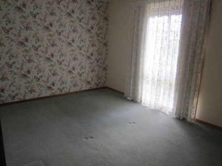 ADDISON REAL ESATE - Photo 2