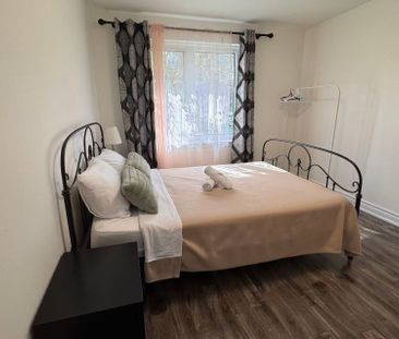 For Lease - 60 Paperbirch Drive Unit# UPPER, Toronto, Ontario - Photo 4