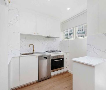 53/5-7 The Esplanade Elizabeth Bay - Photo 1