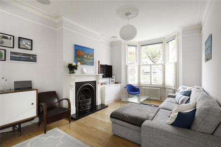 4 bedroom terraced house to rent - Photo 3