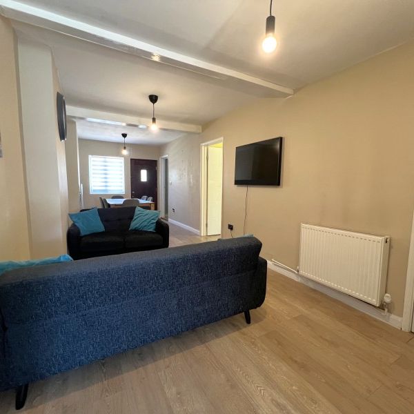 Bond Street, Egham - 3 bedrooms Property for lettings - Seymours - Photo 1