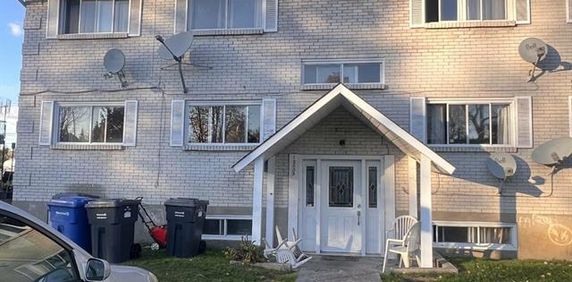 12005 Rue Pavillon - Photo 2