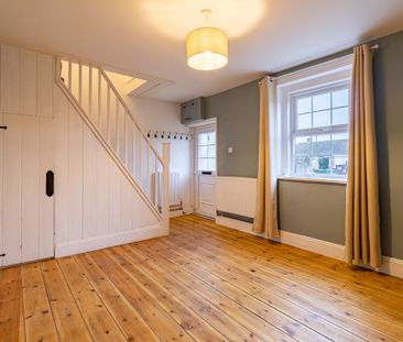 2 bedroom cottage to rent - Photo 2