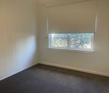 3 Bedroom House - Photo 3