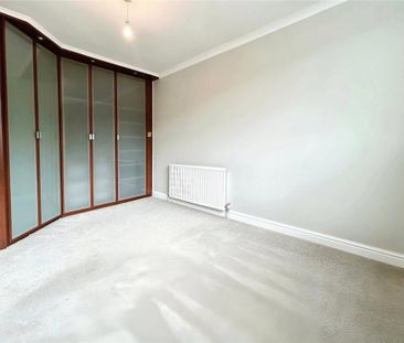 4 bedroom detached house to rent - Photo 1