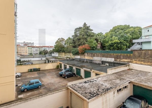 Apartamento T3 em Lisboa