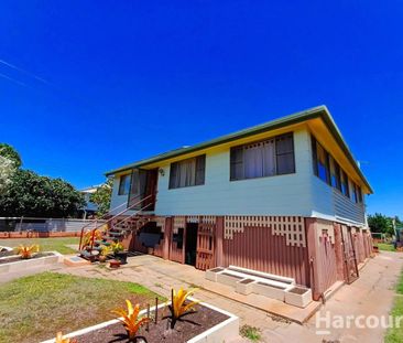 Charming Family Home in the heart of Childers - Photo 2