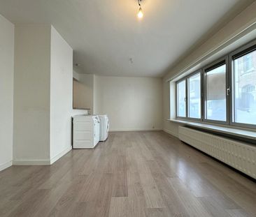 Te huur: gelijkvloers appartement in centrum Aalst - Foto 2