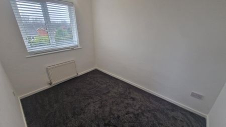 2 bedroom semi-detached house to rent - Photo 3