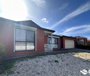 Attractive family home in the heart of Cairnlea. - Photo 5