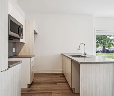 Appartement à louer - Laval (Chomedey) (Place Renaud) - Photo 3