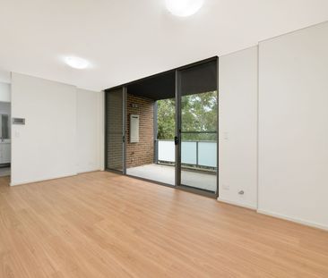 Impressive and Convenient - Ideal Turramurra Opportunity! - Photo 4