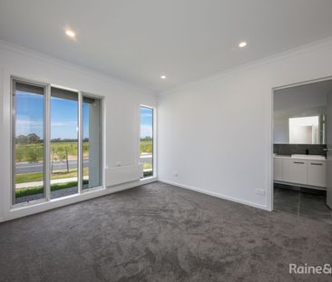 Brand New Modern House - Photo 2