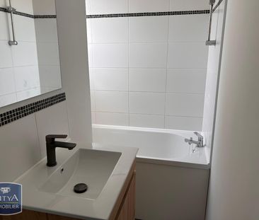 Location Appartement 3 pièces 66m² ARMENTIERES 59280 - Photo 3