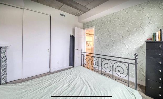 Condo for rent, Montréal (Saint-Laurent) - Photo 1